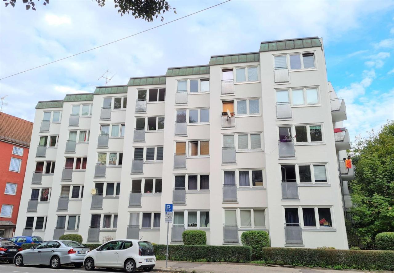 Apartment Am Stadtbach By Aux Property Augsburg Ngoại thất bức ảnh