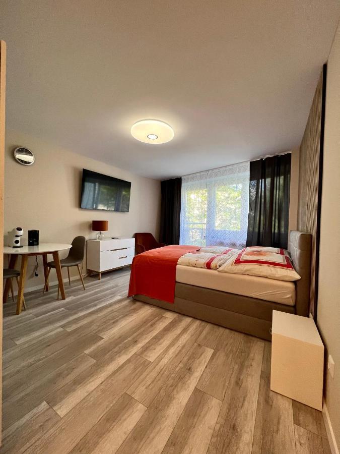 Apartment Am Stadtbach By Aux Property Augsburg Ngoại thất bức ảnh